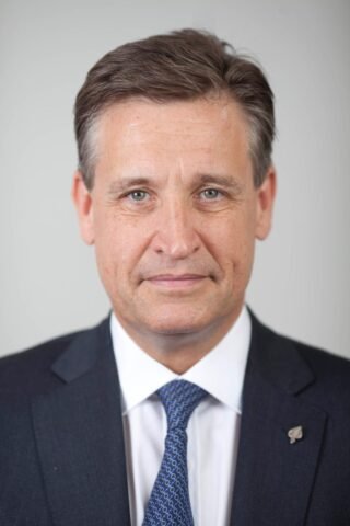 https://whiteleafconsultancy.com/wp-content/uploads/2026/05/robert-320x480.jpeg